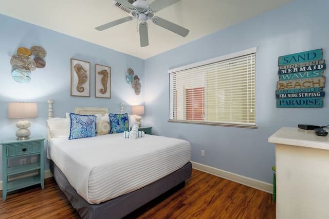 Premier Condo, 2 Bedrooms, 2 Bathrooms, City View (unit 303)