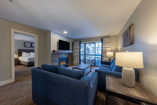 2 Bedroom Suite
