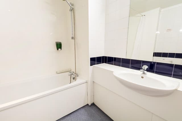 Double Room without Window
