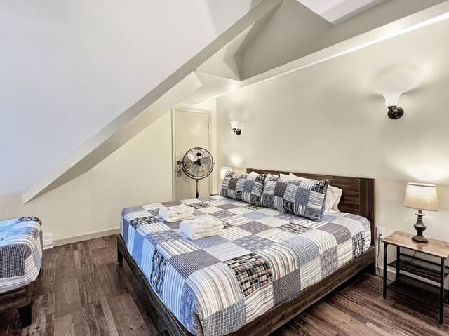 Condo, 4 Bedrooms, Kitchen, Mountain View
