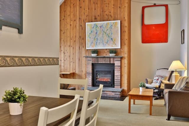 Condo, 2 Bedrooms, Mountain View