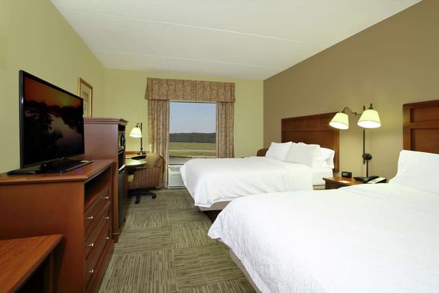 2 QUEEN BEDS NONSMOKING