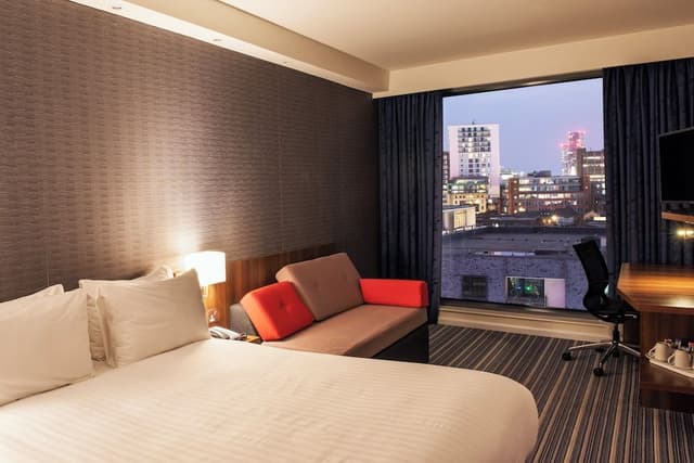 Premium Room, 1 Double Bed with Sofa bed, City View (Free Hot Breakfast)