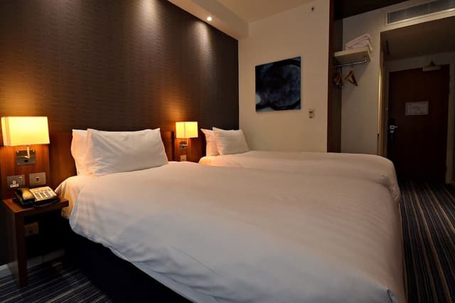 Premium Room, 2 Twin Beds (Extra Floor Space, Free Hot Breakfast)