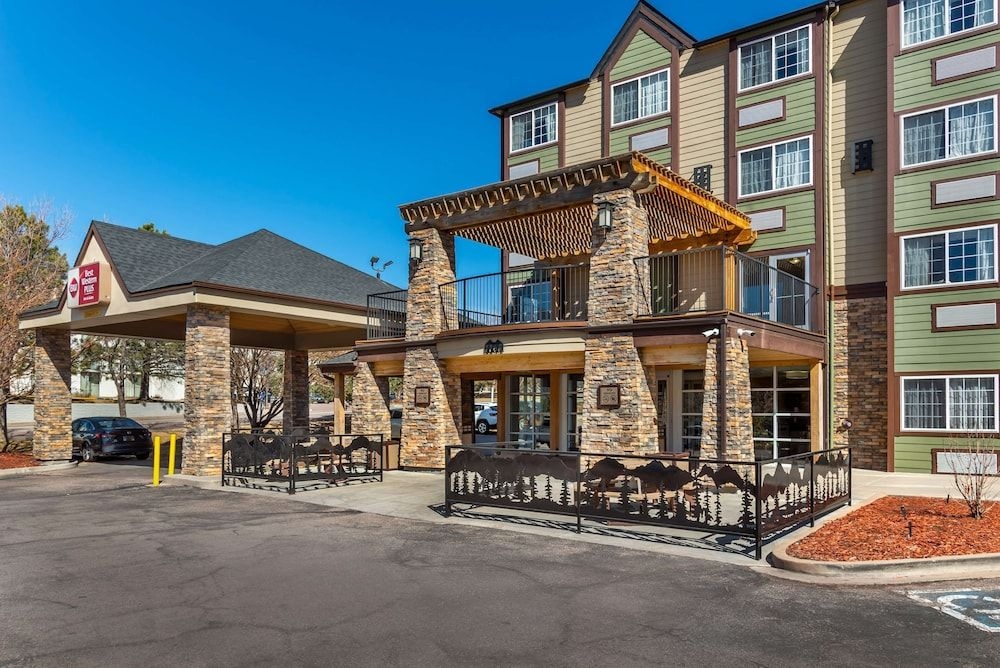 BEST WESTERN PLUS PEAK VISTA INN & SUITES0