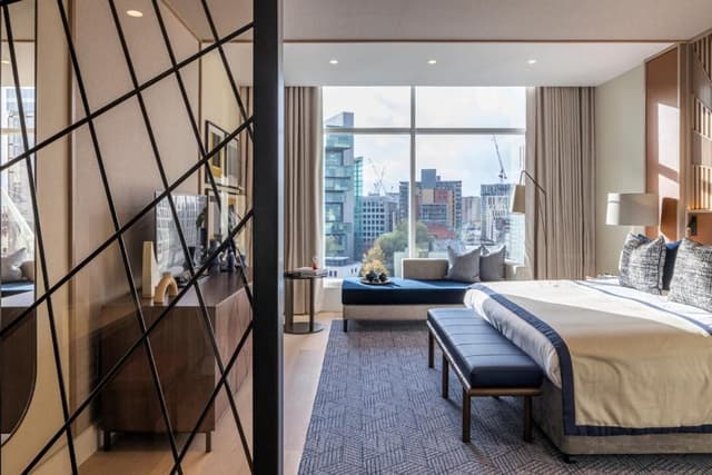 Junior Suite with One King Bed