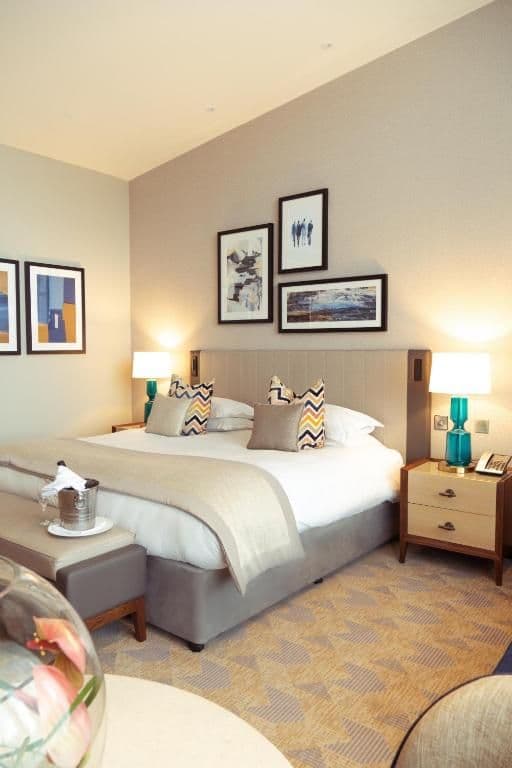 Executive Room with One King Bed