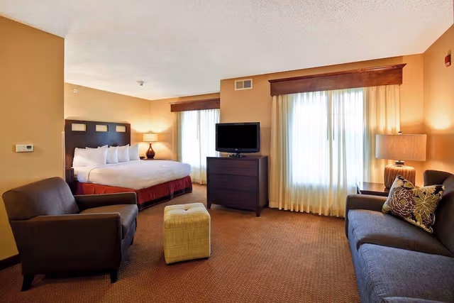 Studio Suite, 1 Queen Bed, Accessible, Non Smoking (ADA)