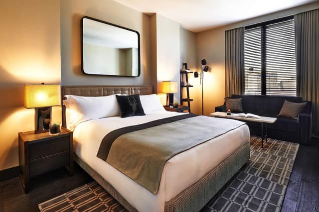 King Suite