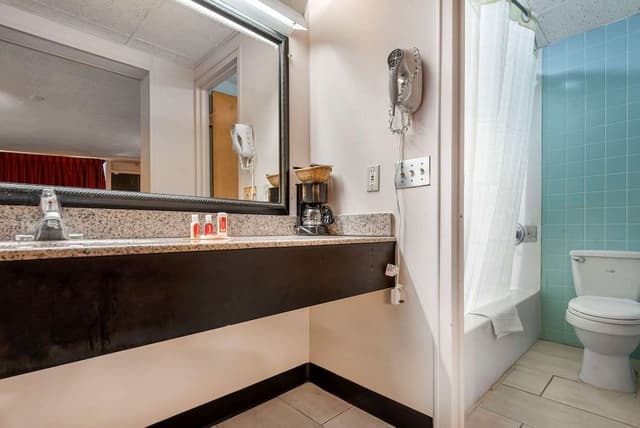 Room, 2 Queen Beds
