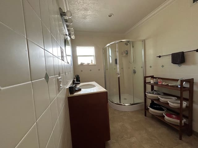 Apartment 34