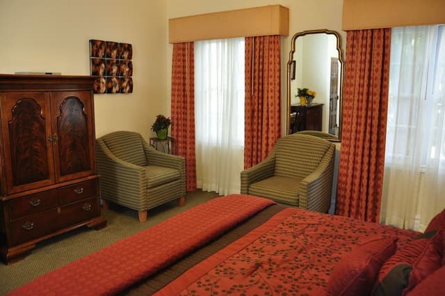 Standard Room, 1 King Bed
