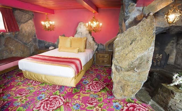 Madonna Suite