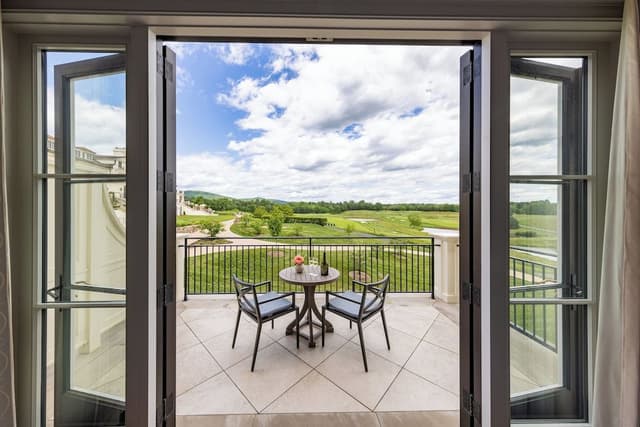 Deluxe Room, 1 King Bed, Balcony (Terrace)