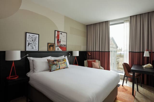 Standard Room, 1 King Bed, City View (Refurbished)