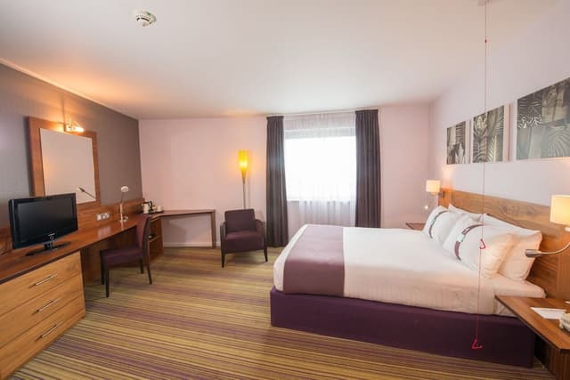 Suite, 1 King Bed