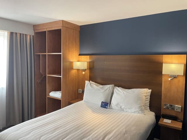 Standard Room, 1 Double Bed, Accessible (with Free Breakfast)