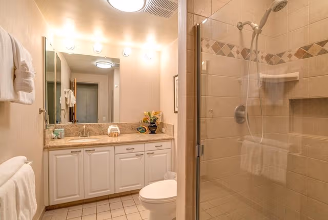 Condo (2 Bedrooms)