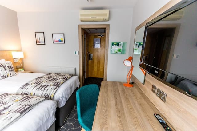 Standard Room, 2 Twin Beds