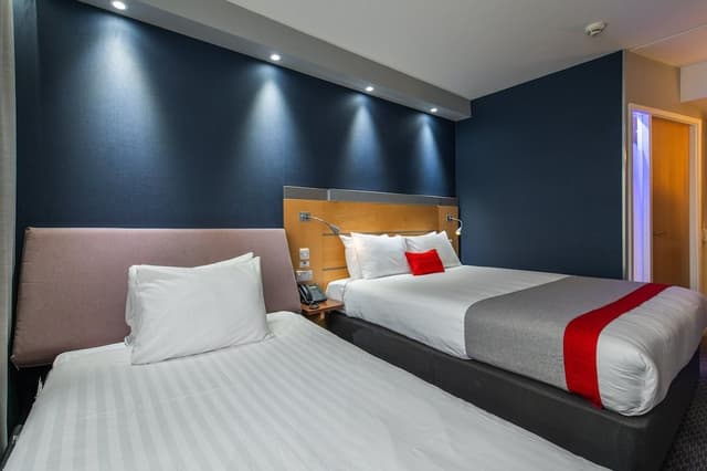 Standard Room, 1 Double Bed with Sofa bed (Free Hot Breakfast)