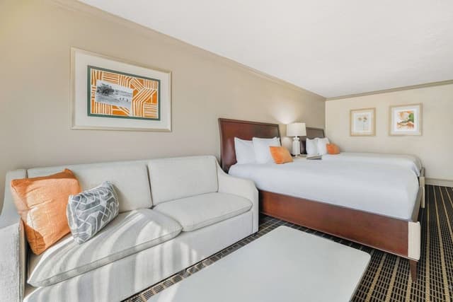 Two Queen Premier Golf View