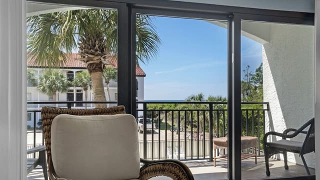 Condo, Multiple Beds, Balcony, Partial Ocean View (Palms B5)