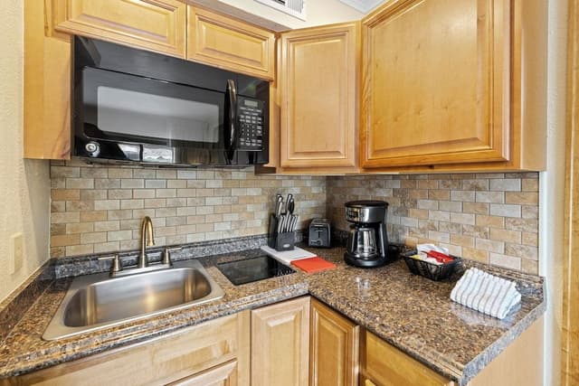 Suite, 3 Bedrooms