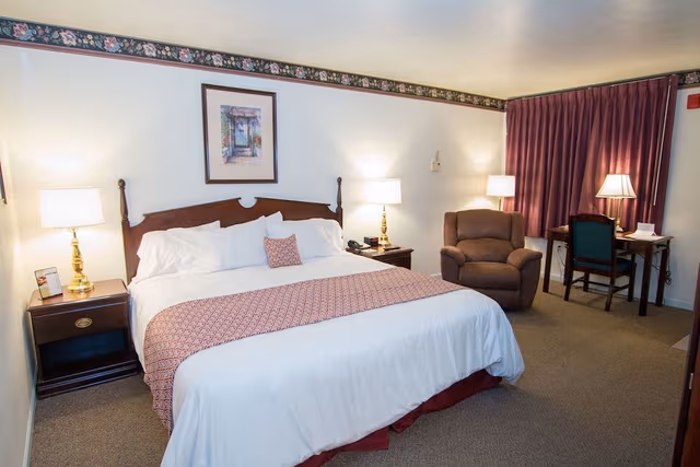 Executive Room, 1 King Bed, Accessible