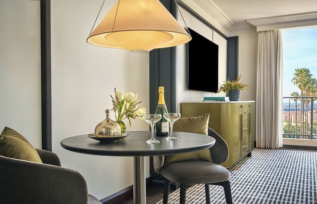Grand One Bedroom Suite
