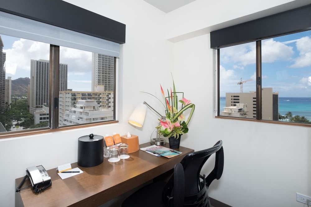 Vive Hotel Waikiki0