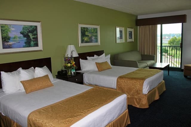 Standard Double Room, 2 Queen Beds