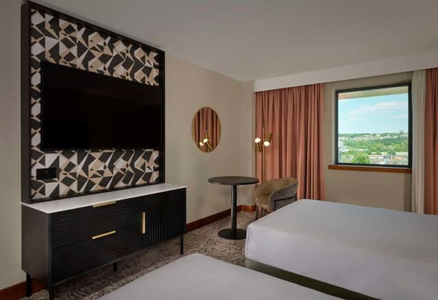 TWIN GUEST ROOM
