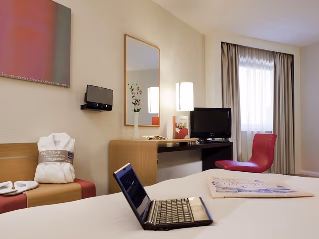 Executive Room, 1 Queen Bed with Sofa bed