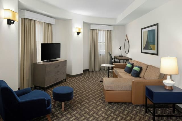 Suite, 1 Bedroom, Corner