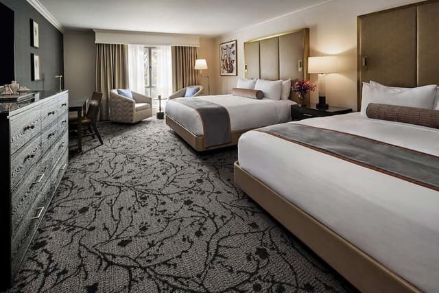 Premium Room, Multiple Beds, Accessible