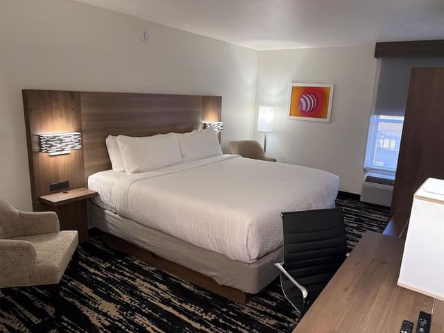 Standard Room, 1 King Bed, Non Smoking