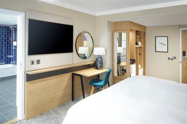 Room, 1 King Bed, Accessible (Super King)