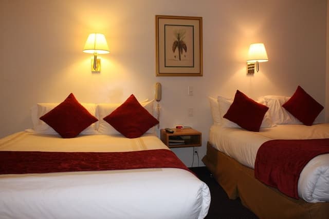 Standard Room, 2 Queen Beds, Kitchenette, Pool View