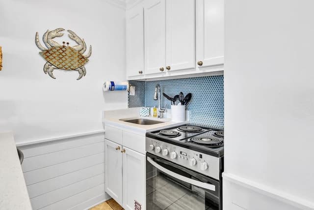 Studio, 1 Queen Bed (Top of the Gulf 808- Gulf Coast Getaw)