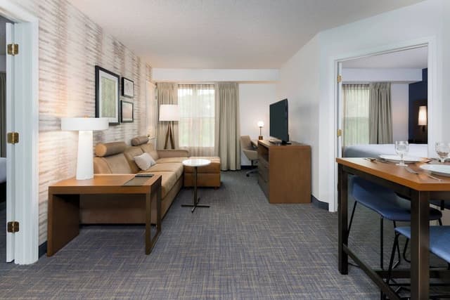 Basic Suite, 2 Bedrooms