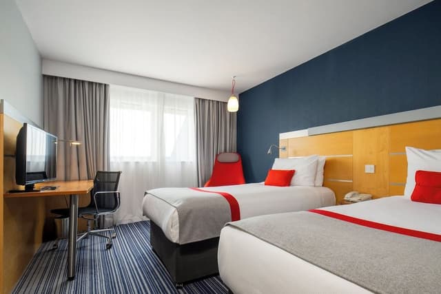 Standard Room, 2 Twin Beds (with Free Hot Breakfast)