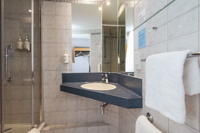Standard Room, 1 Double Bed (with Free Hot Breakfast)