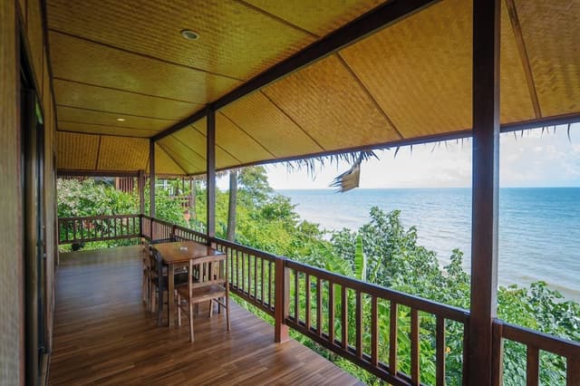 Family Villa, Beachfront