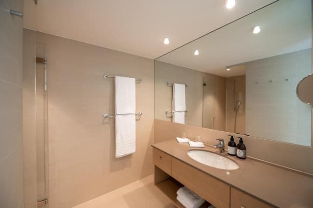 Comfort Double Room with Lake View and Balcony