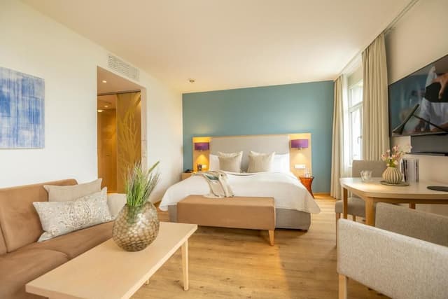 Superior Double Room with Lake View and Balcony