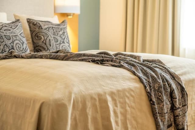Junior Suite with Lake View