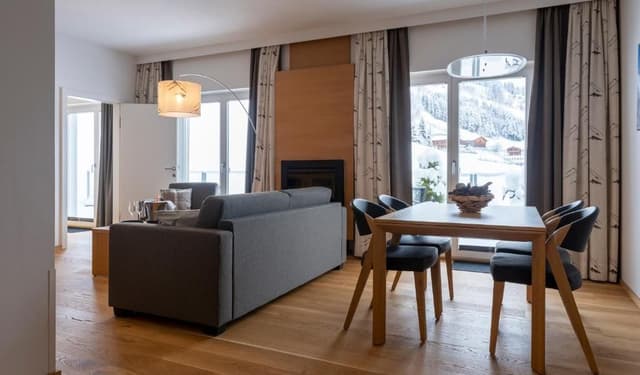 3 Room Suite Königlich
