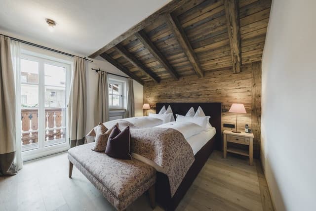 Suite with Fireplace