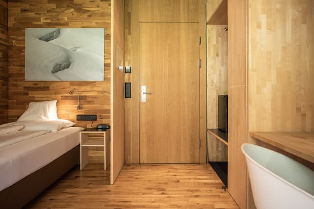Single room with balcony
