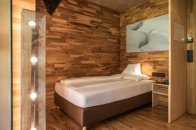Single room with balcony
